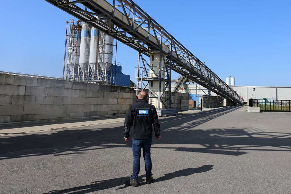 Adviesgesprek en inspectie in de industrie