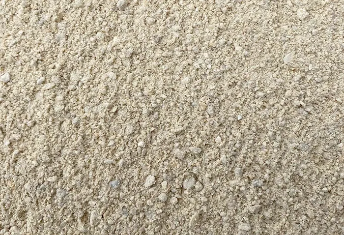 Stofvrije verlading van meststoffen met Dust Reduction Hopper in industriële omgeving