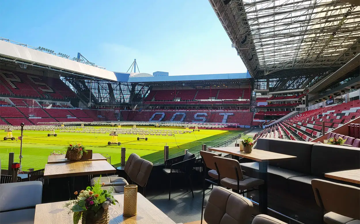 Vlint en Heijmans bundelen krachten voor optimaal binnenklimaat in PSV Stadion